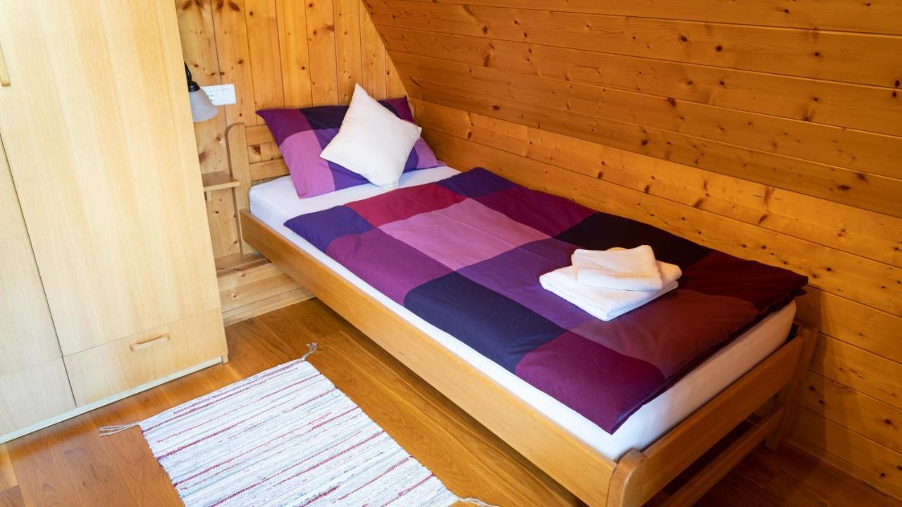 Chalets Runolist Crni Lug Kültér fotó