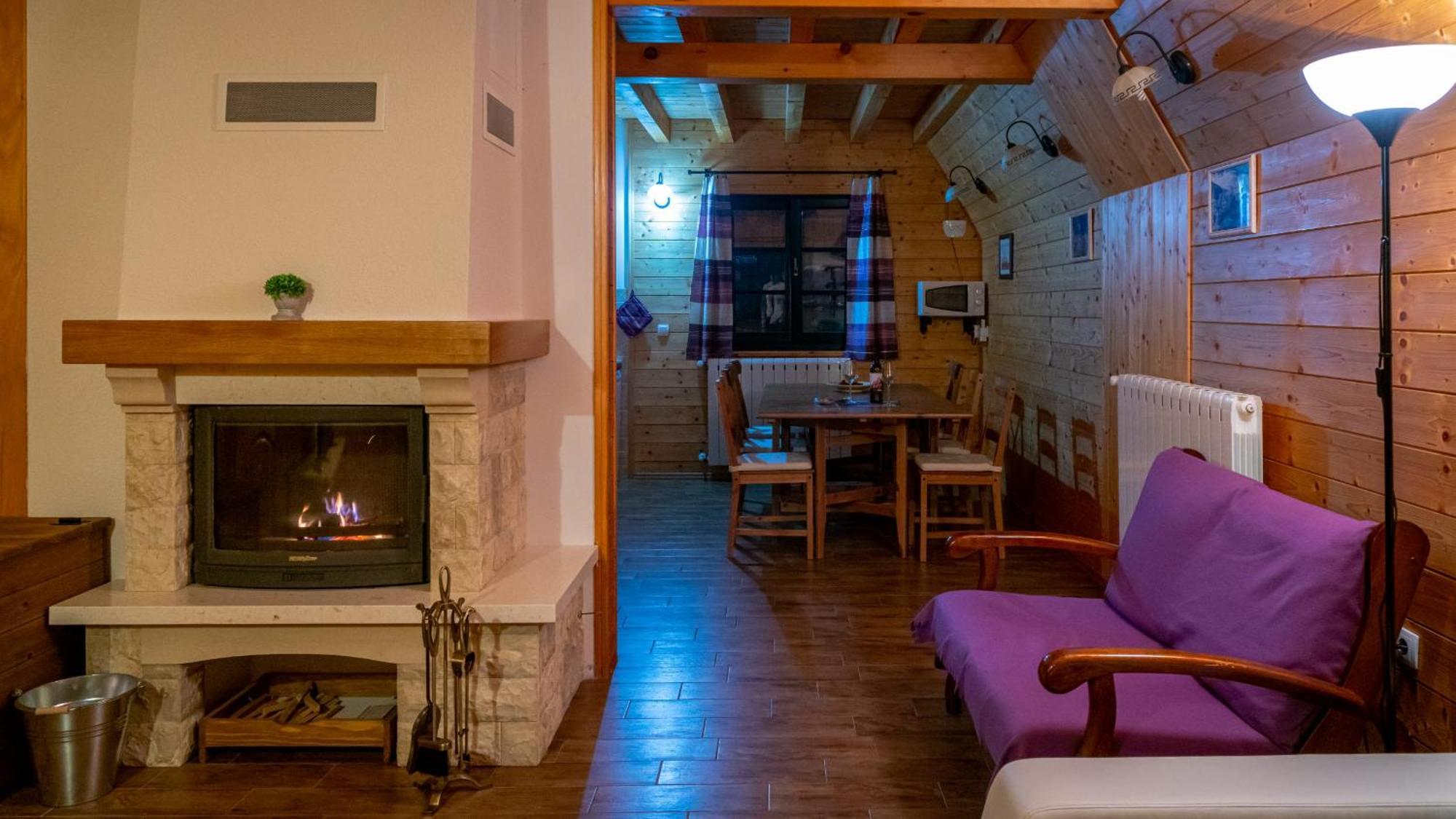 Chalets Runolist Crni Lug Kültér fotó